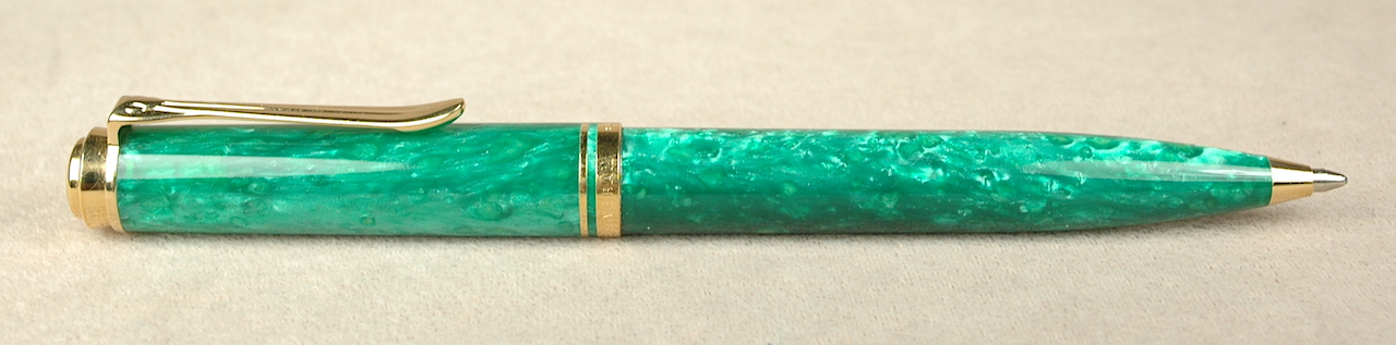 Pre-Owned Pens: 4931: Pelikan: K600 Vibrant Green